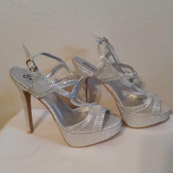 Sweetie's Shoe Collection, Silver/Rhinestone Heels - Picture 2 of 6